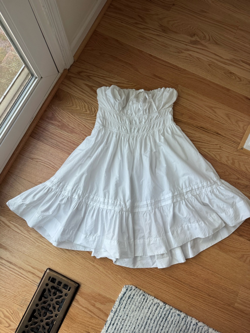 Anthropologie The Somerset Strapless Mini Dress White Size Large Smocked Cotton - Picture 2 of 7